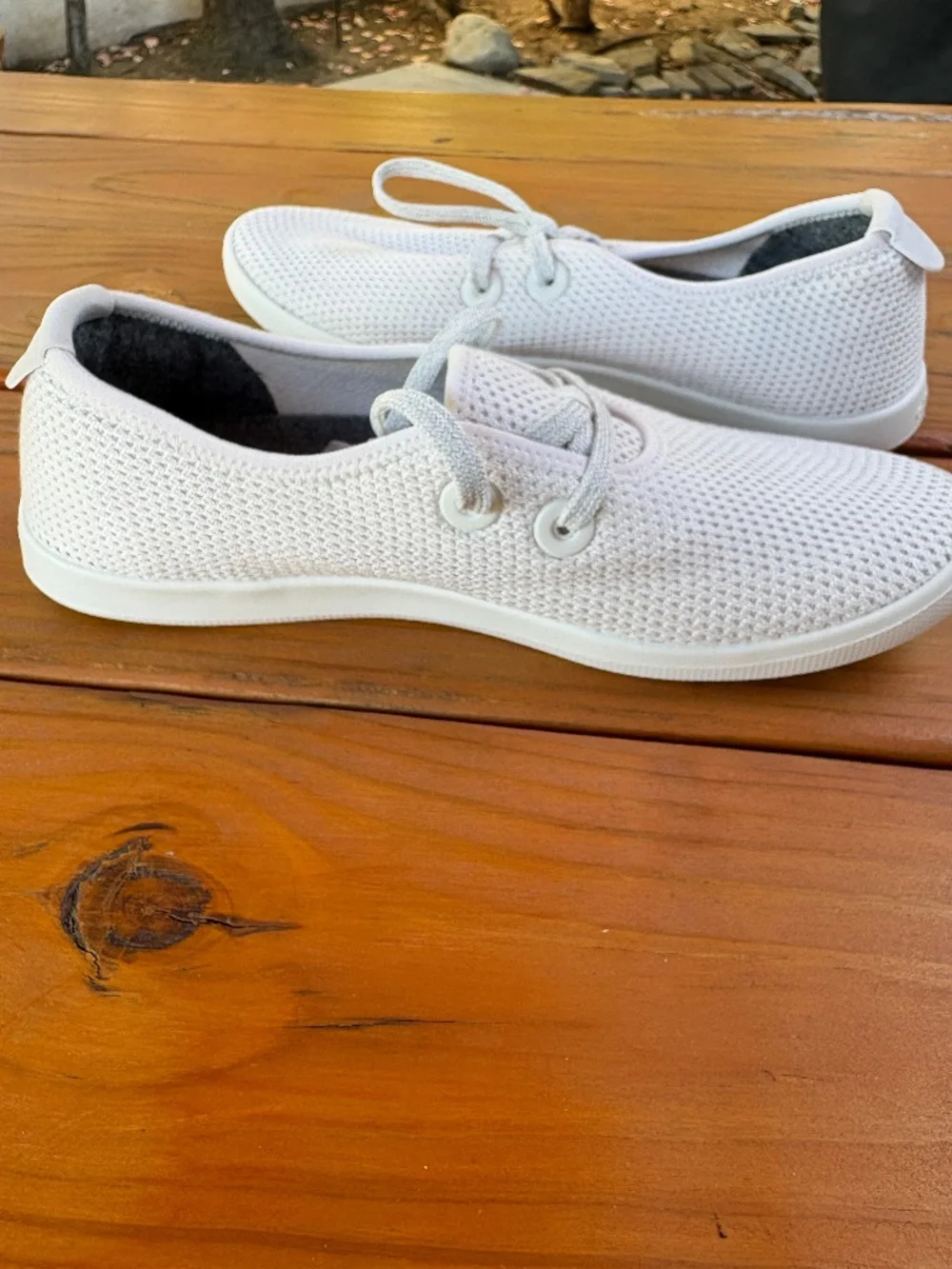 NWOB AllBirds Tree Skippers Size 9